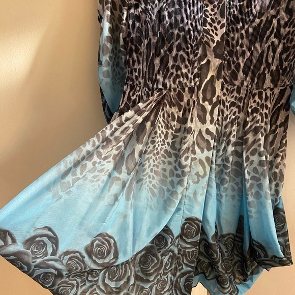 Saint Gil Animal Print dress with Blue Accents button front Medium - Picture 6 of 10